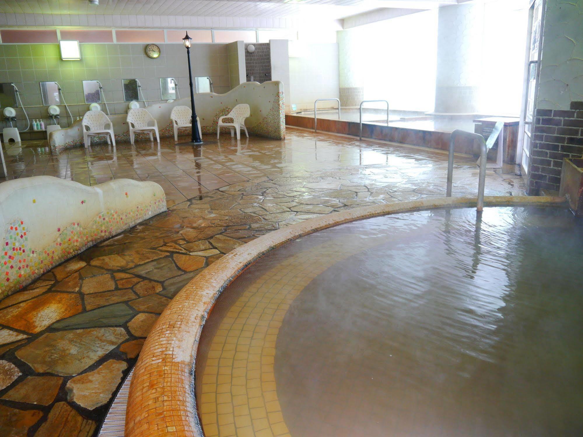 Hotel Park Hills Kamifurano Bagian luar foto